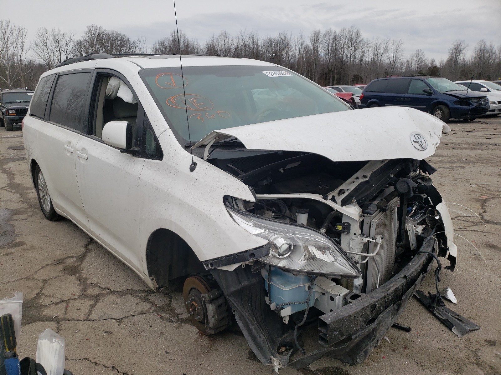 Toyota Sienna xle (2012)