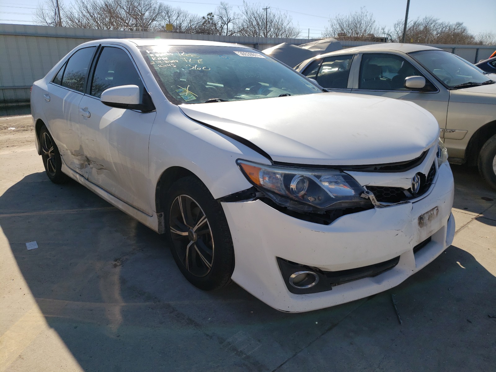 Toyota Camry l (2013)