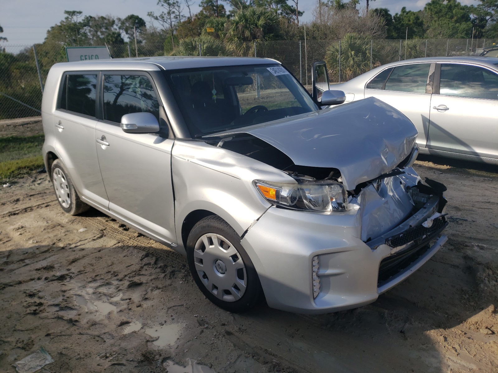 Toyota Scion xb (2014)