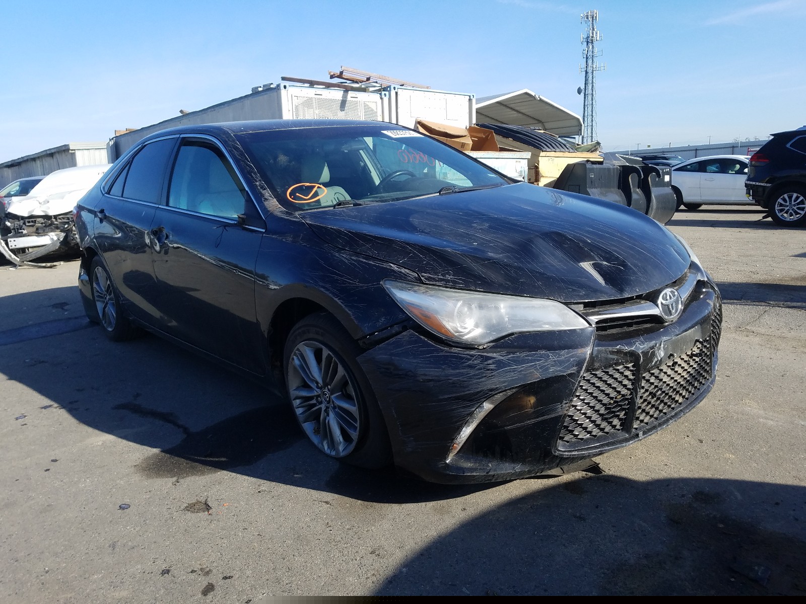 Toyota Camry le (2015)