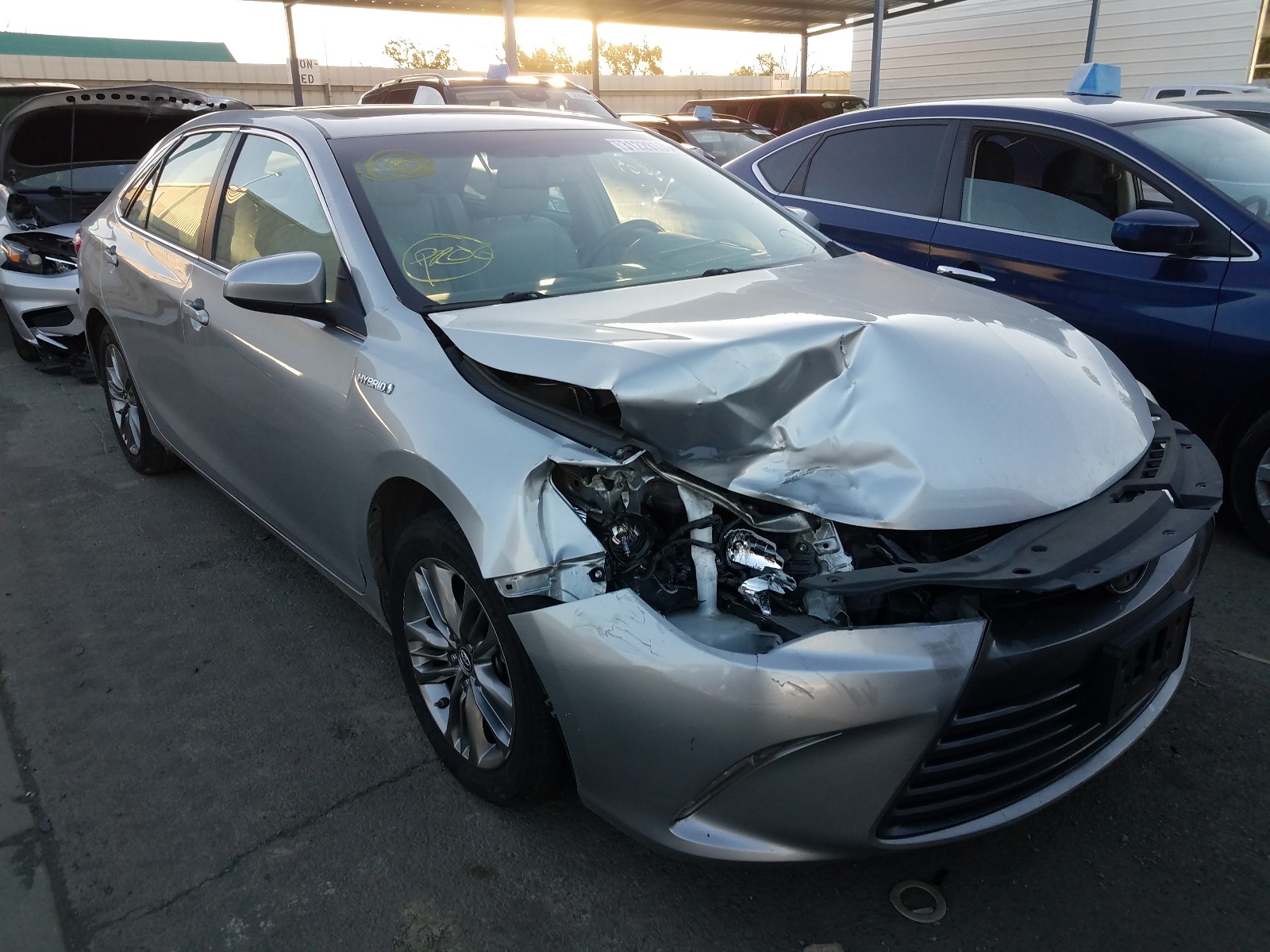 Toyota Camry hybr (2016)