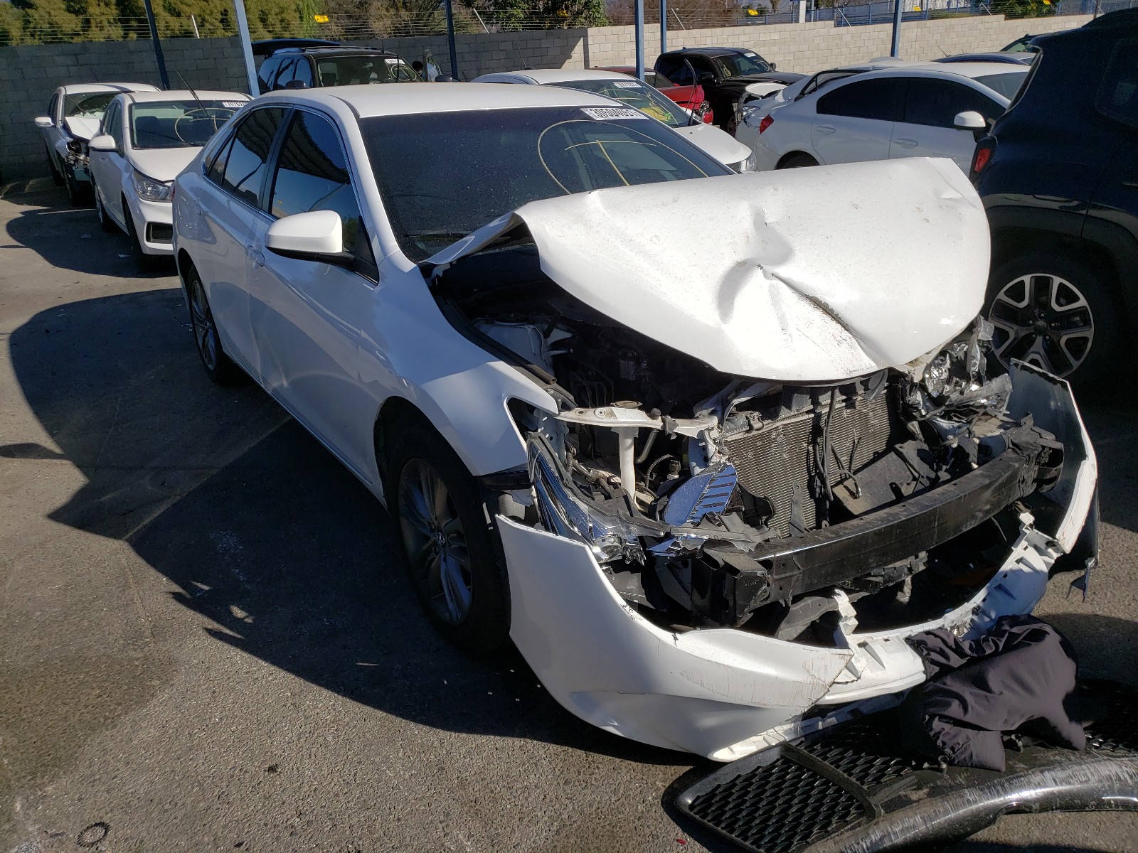 Toyota Camry le (2017)