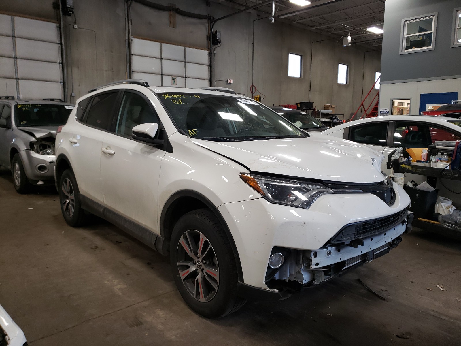 Toyota Rav4 xle (2017)