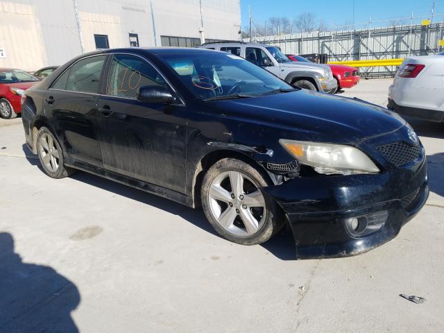 Toyota Camry base (2010)