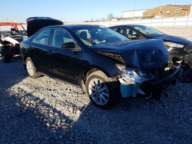 Toyota Camry base (2012)