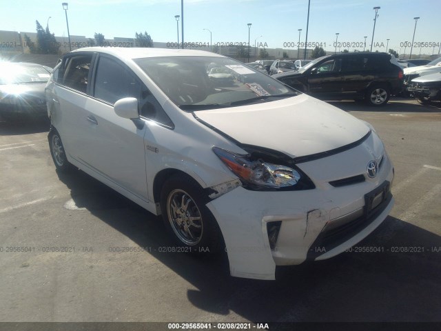 Toyota Prius plug-in (2014)