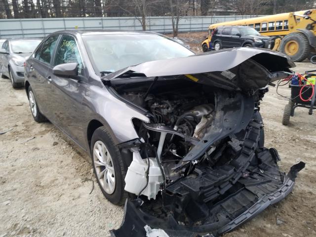 Toyota Camry le (2015)