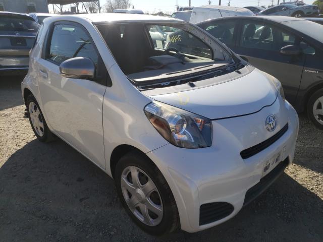 Toyota Scion iq (2015)