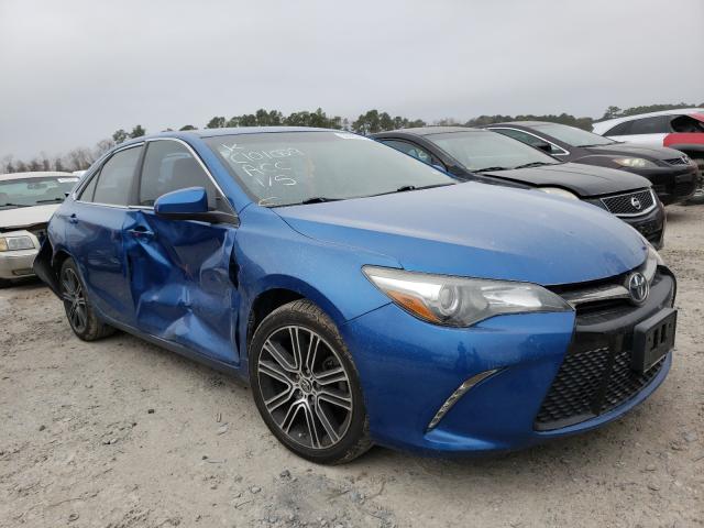 Toyota Camry (2016)