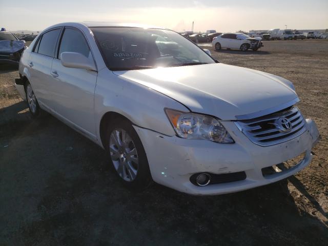 Toyota Avalon xl (2010)