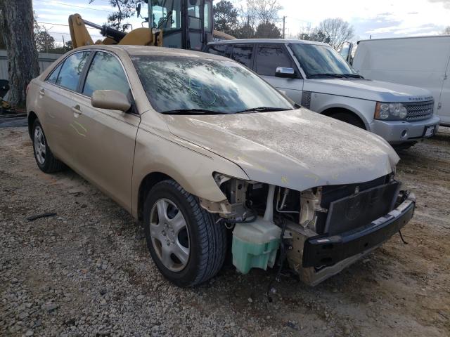 Toyota Camry base (2010)