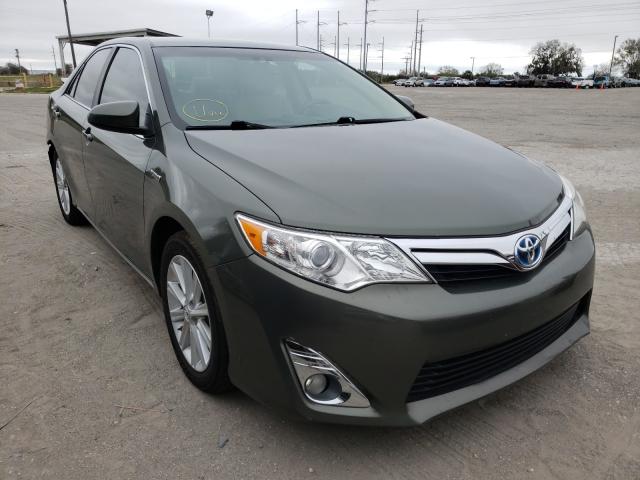 Toyota Camry hybr (2013)