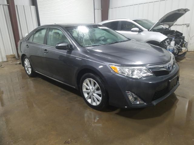 Toyota Camry hybr (2013)