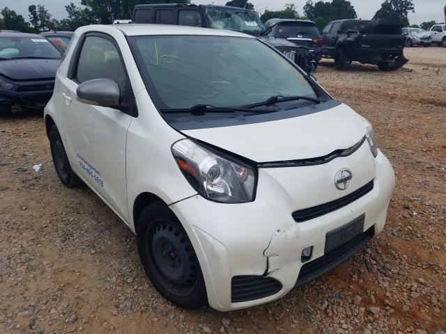 Toyota Scion iq (2013)