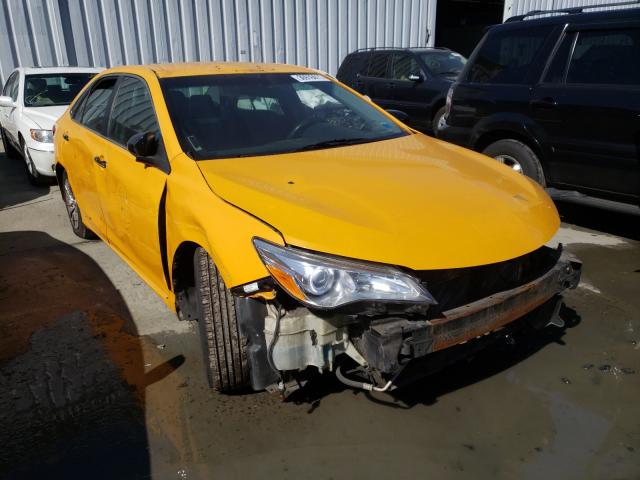 Toyota Camry hybr (2015)