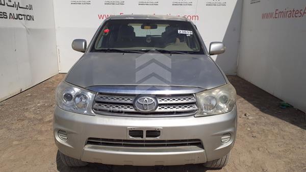 Toyota Fortuner (2010)