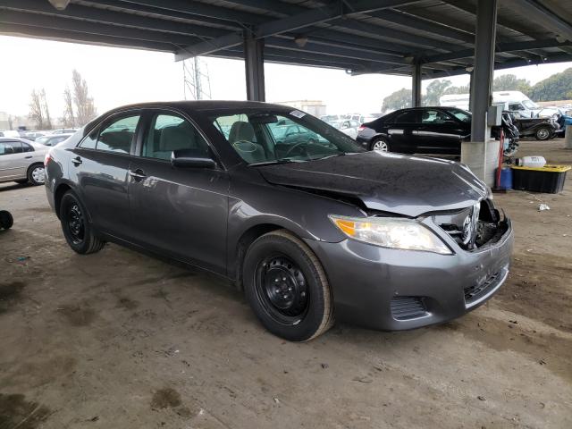 Toyota Camry base (2010)