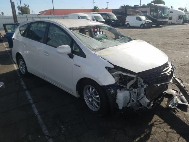 Toyota Prius v (2012)