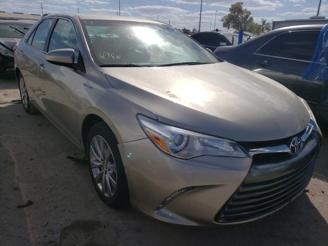 Toyota Camry hybr (2016)
