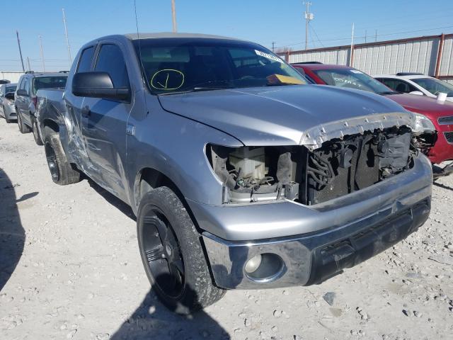 Toyota Tundra dou (2010)
