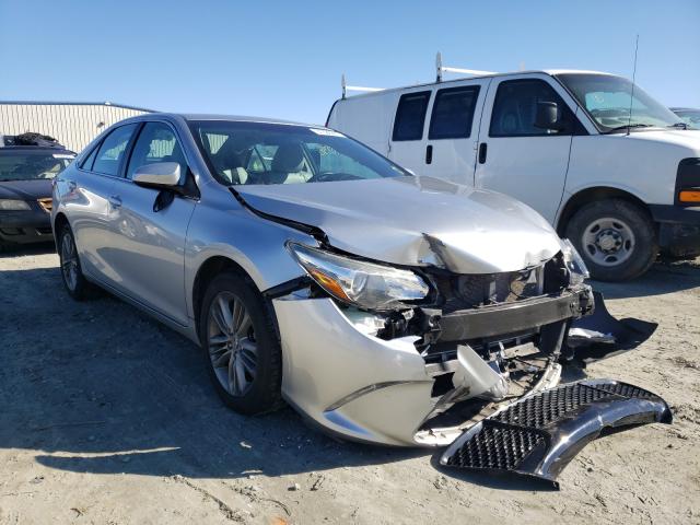 Toyota Camry le (2015)