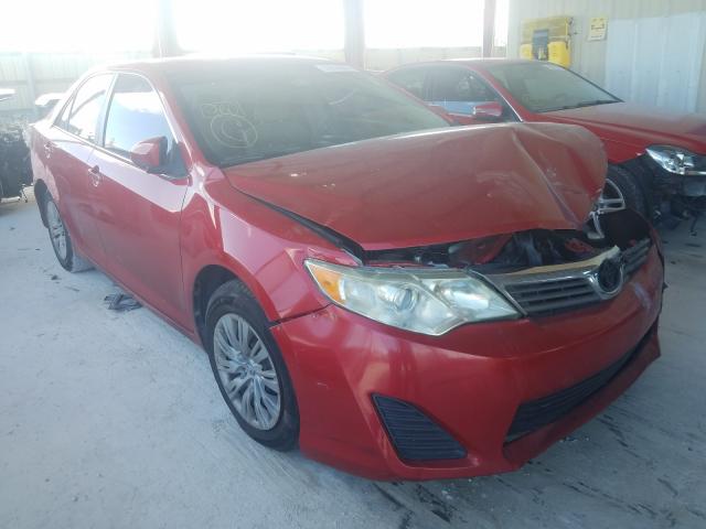 Toyota Camry base (2012)