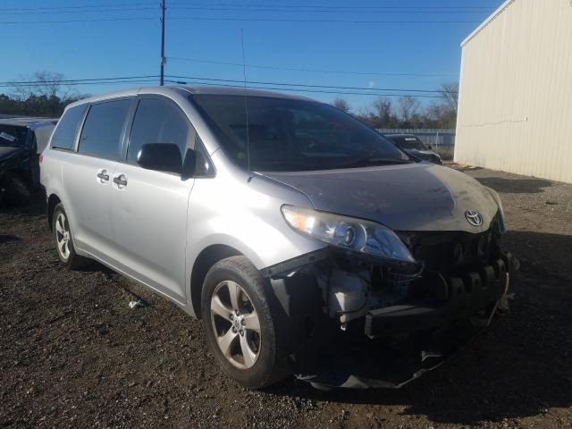 Toyota Sienna bas (2012)