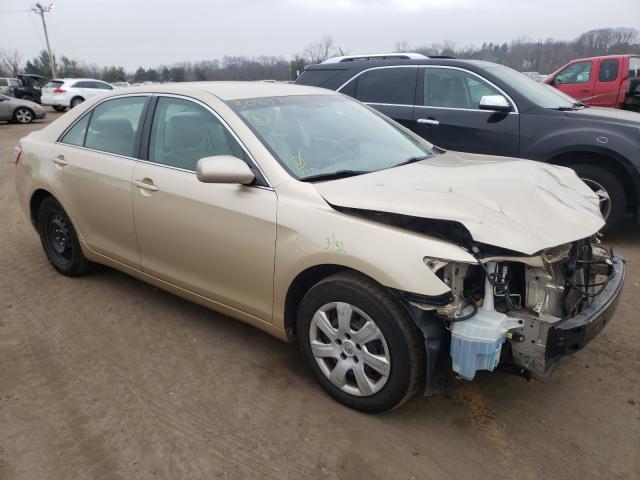 Toyota Camry base (2011)