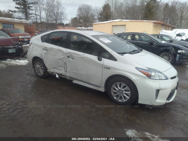 Toyota Prius plug-in (2013)