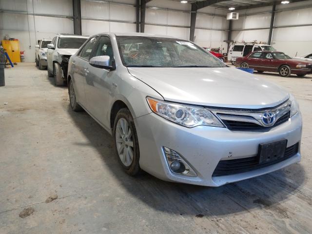 Toyota Camry hybr (2012)
