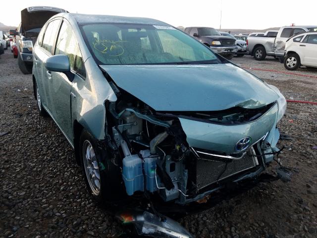 Toyota Prius v (2014)