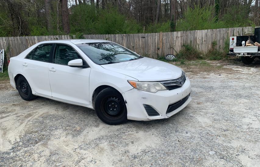 Toyota Camry hybr (2013)