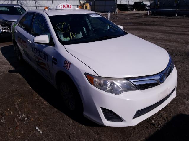 Toyota Camry hybr (2014)