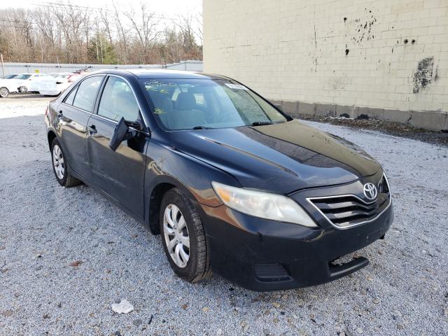 Toyota Camry base (2011)