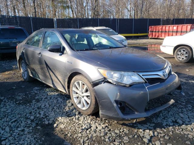 Toyota Camry hybr (2013)