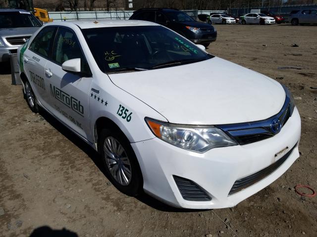Toyota Camry hybr (2014)
