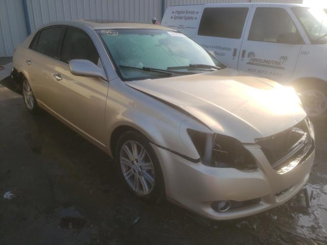 Toyota Avalon xl (2010)