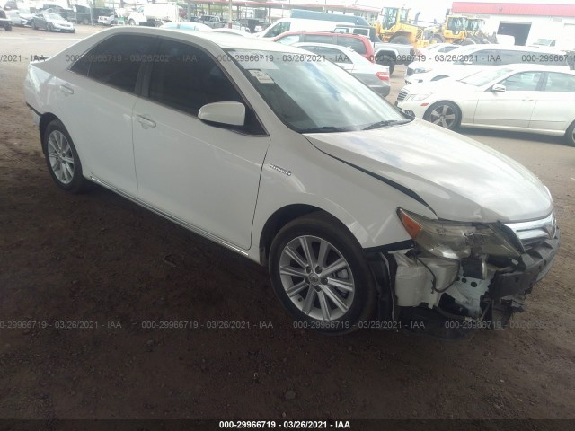 Toyota Camry hybrid (2012)