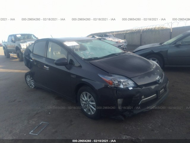 Toyota Prius plug-in (2015)