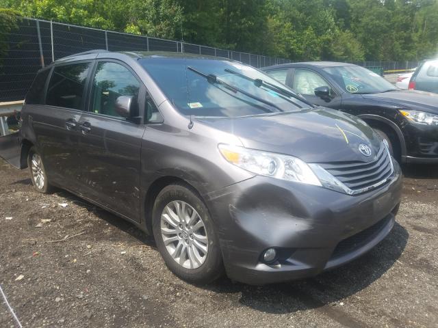 Toyota Sienna xle (2013)