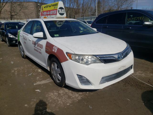Toyota Camry hybr (2014)