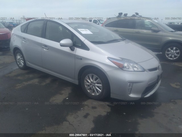 Toyota Prius plug-in (2015)