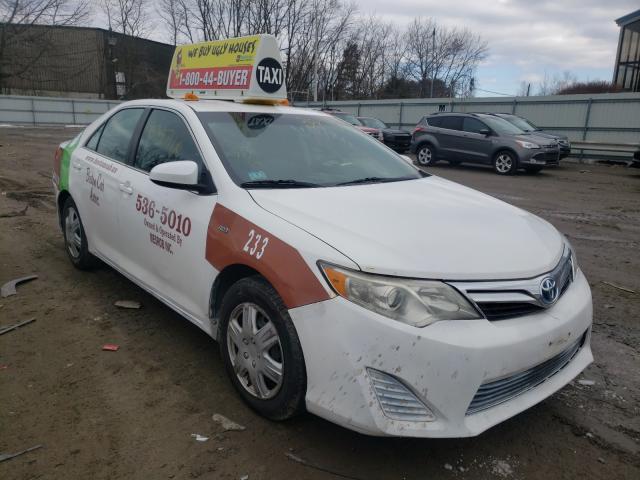 Toyota Camry hybr (2014)