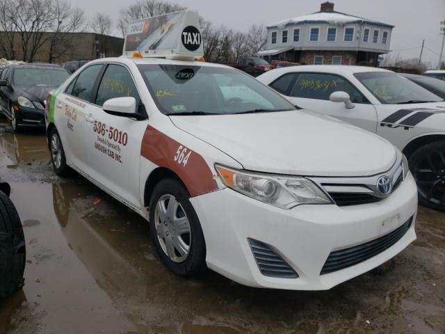 Toyota Camry hybr (2014)