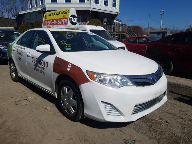 Toyota Camry hybr (2014)