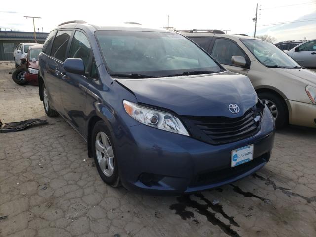 Toyota Sienna le (2014)