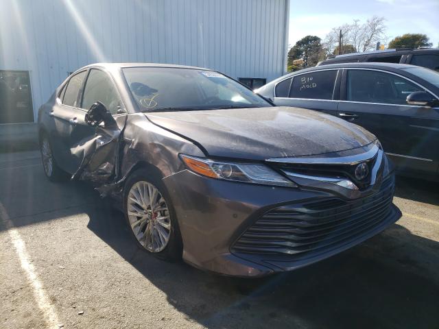 Toyota Camry hybr (2018)