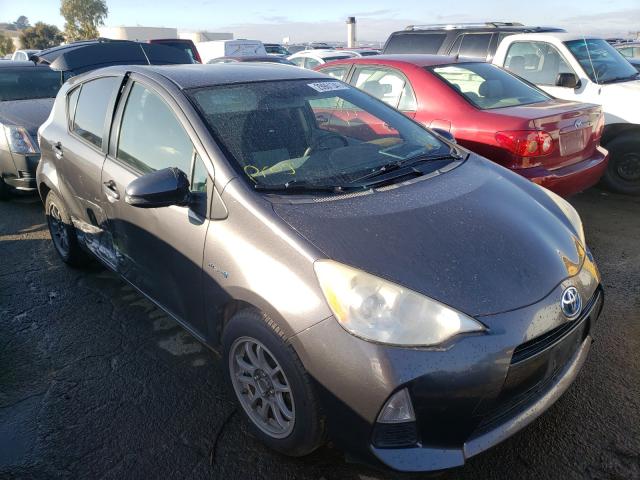 Toyota Prius c (2012)