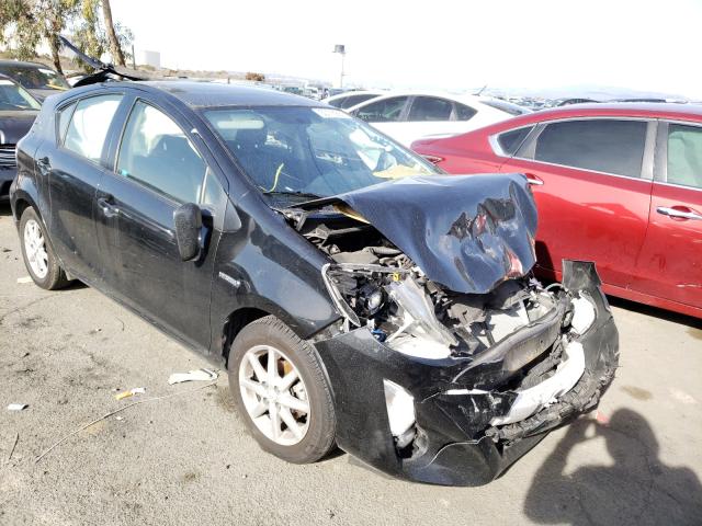 Toyota Prius c (2016)