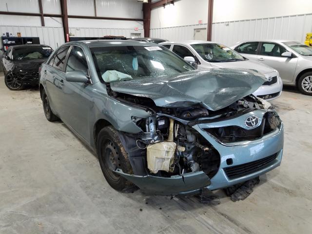 Toyota Camry base (2010)